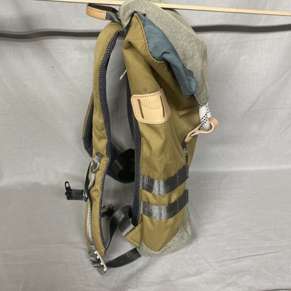 Doughnut Outdoor Adventure Backpack Green Hiking Camp… Gem